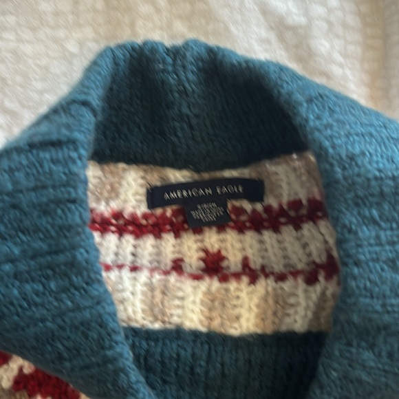 American Eagle Sweater - Picture 3 of 4